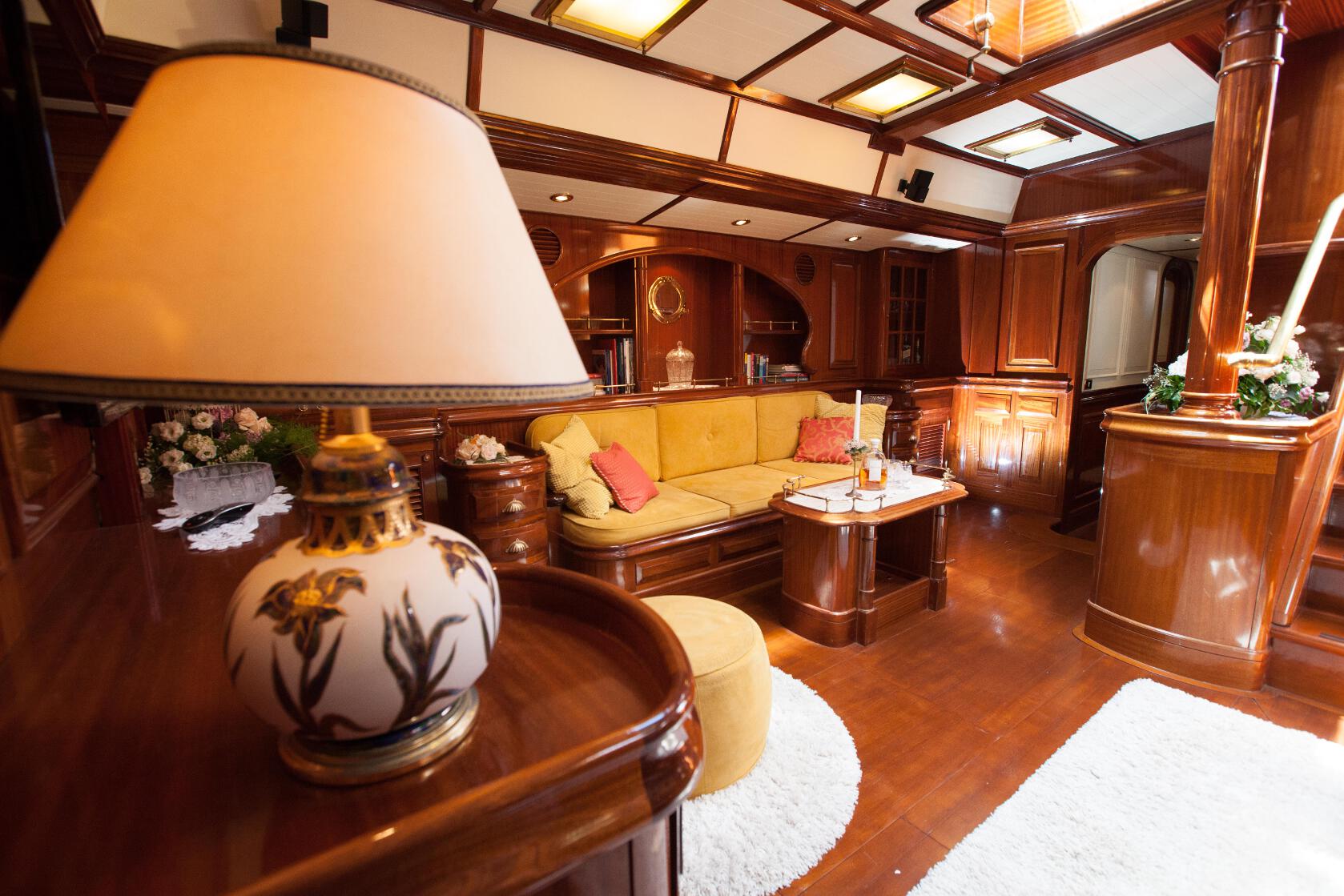 Living room 00002.jpg