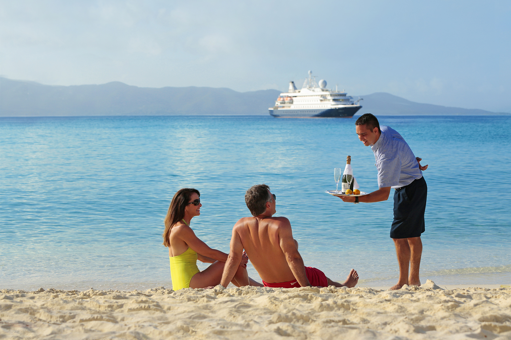 Luxury Crusie Yacht SEA DREAM  9.jpg