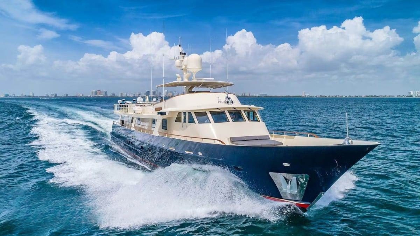 Luxury Superyacht BLU.jpg