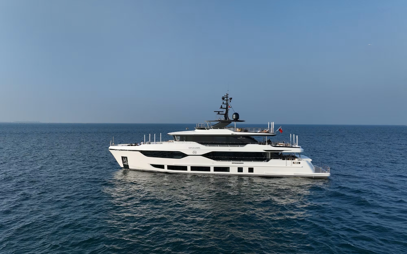 Luxury Superyacht GEULUNEL.jpg
