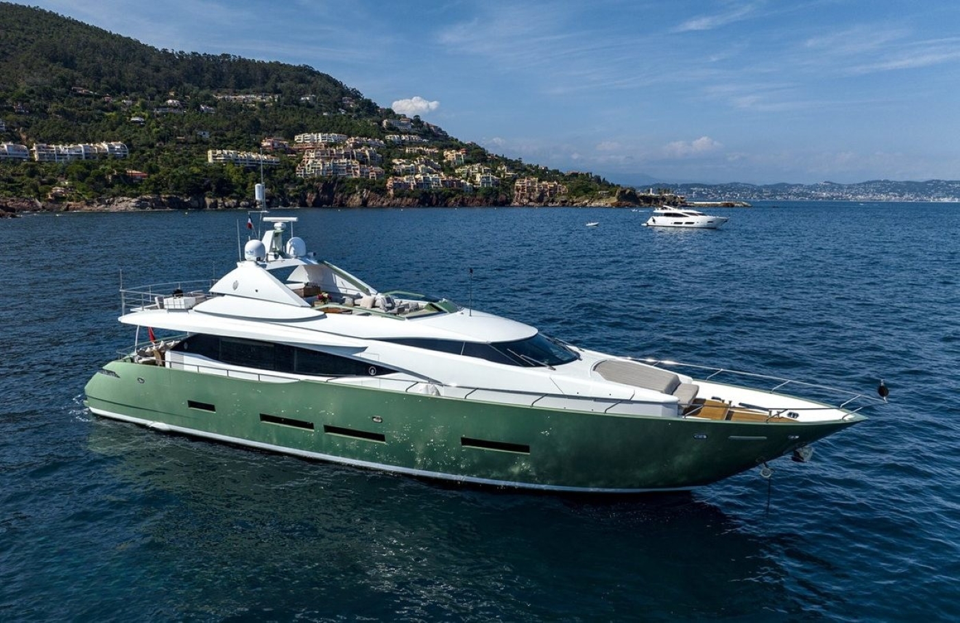 Luxury Superyacht MANATEA.jpg