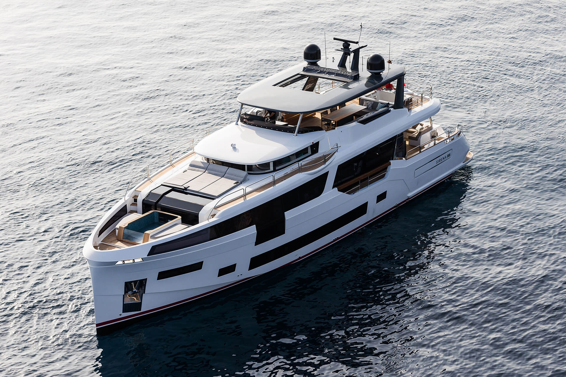Luxury yacht OLYMPUS (sistership).jpg