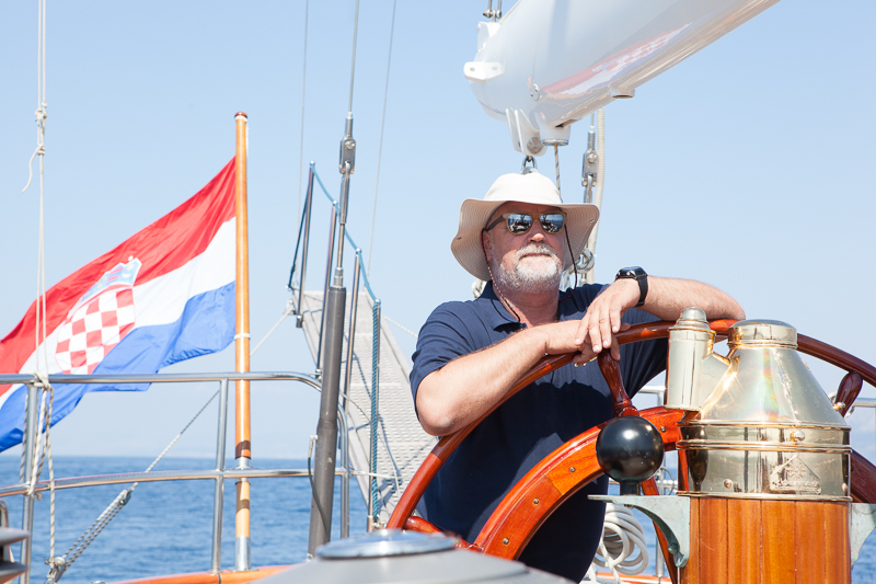 Luxury yacht charter 00001.jpg