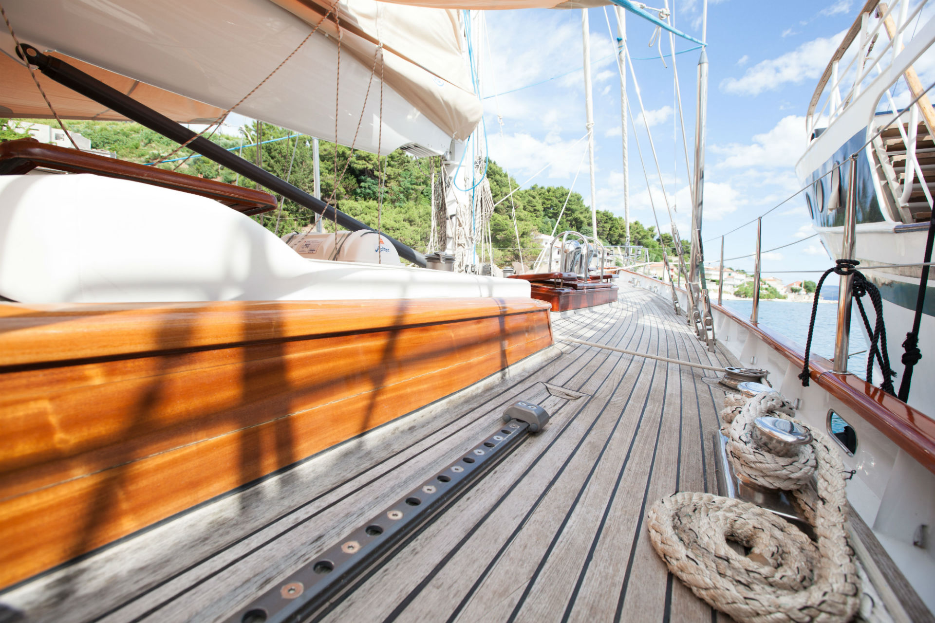 Luxury yacht charter 00015.jpg