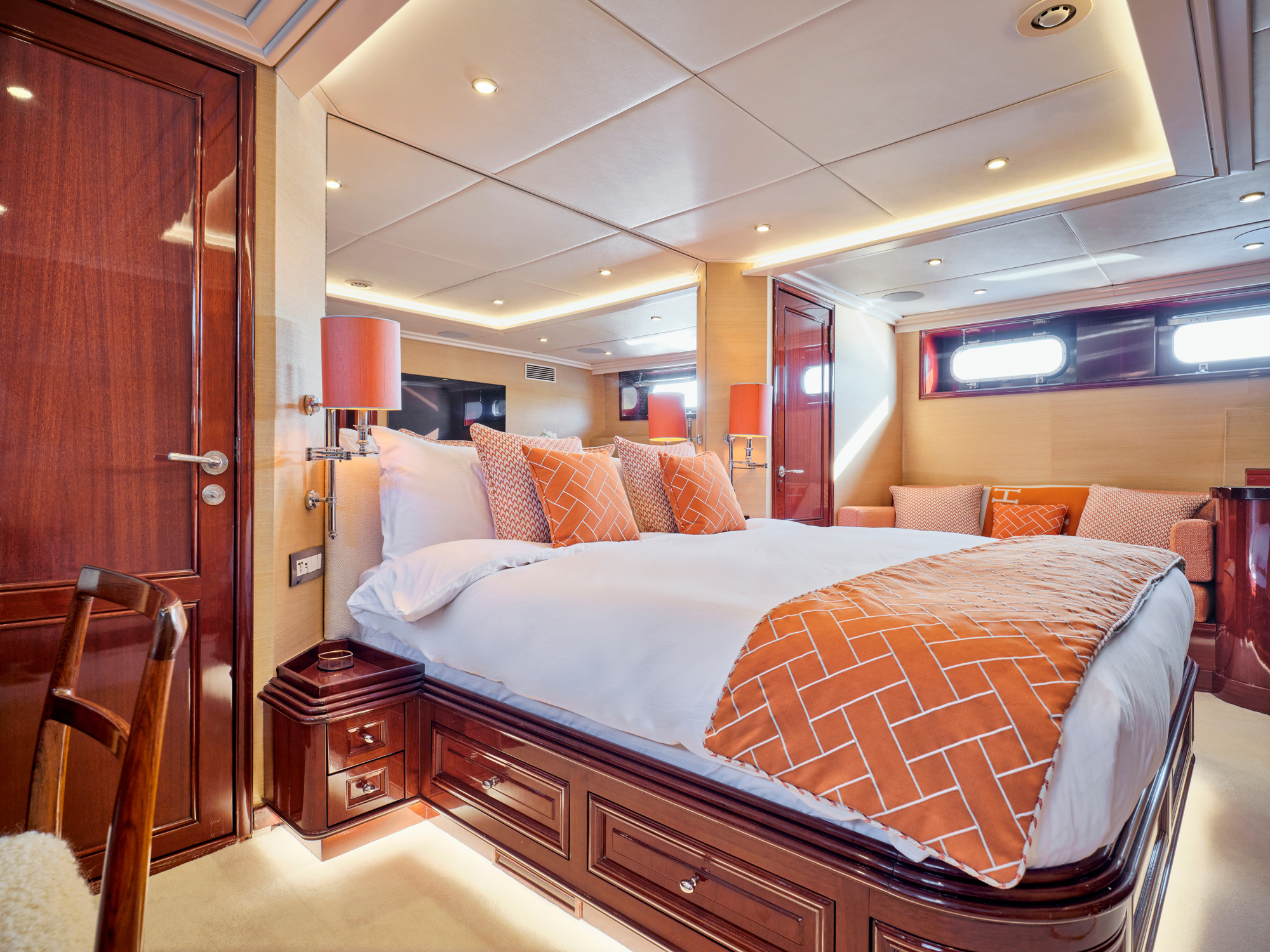 MIA ZOI Master cabin.jpg