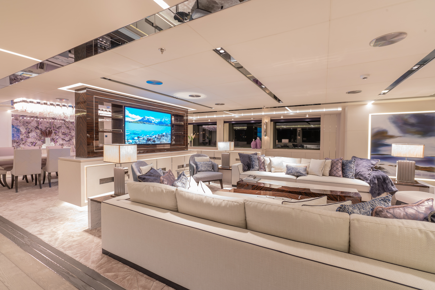 Main Deck Saloon (5).jpg