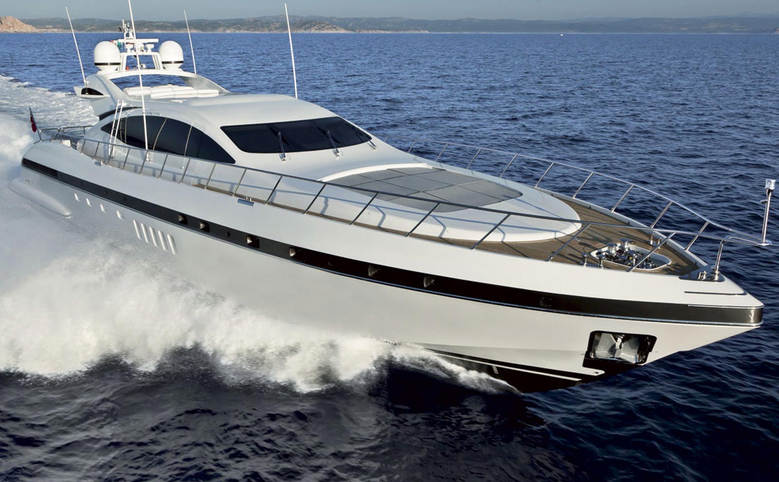 Mangusta motor yacht LITTLE ZOE (ex Little Saf).jpg
