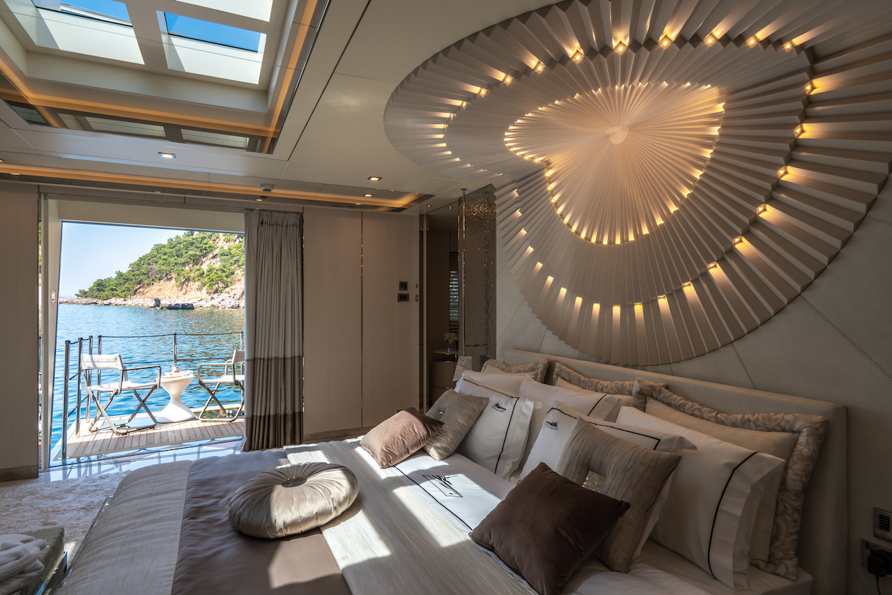 Master cabin 8.jpg