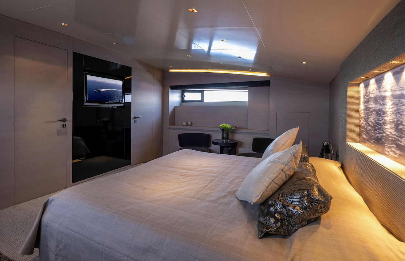 Master cabin.png