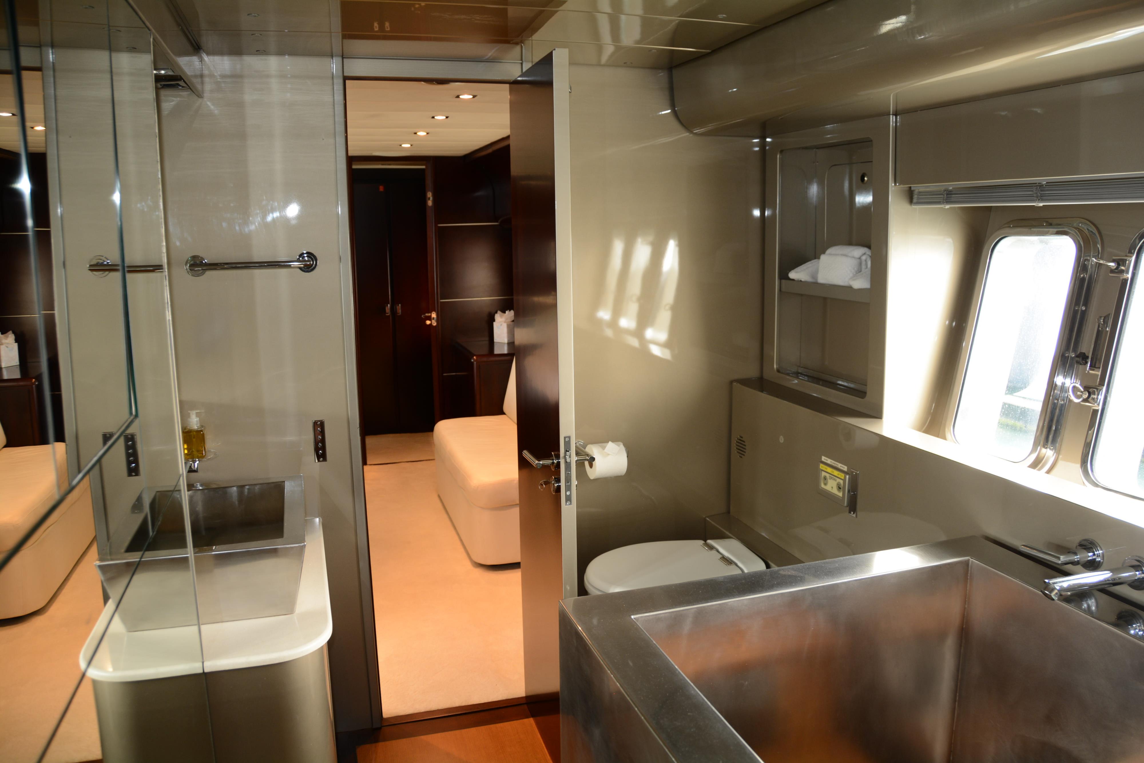 Master ensuite with bath.jpg