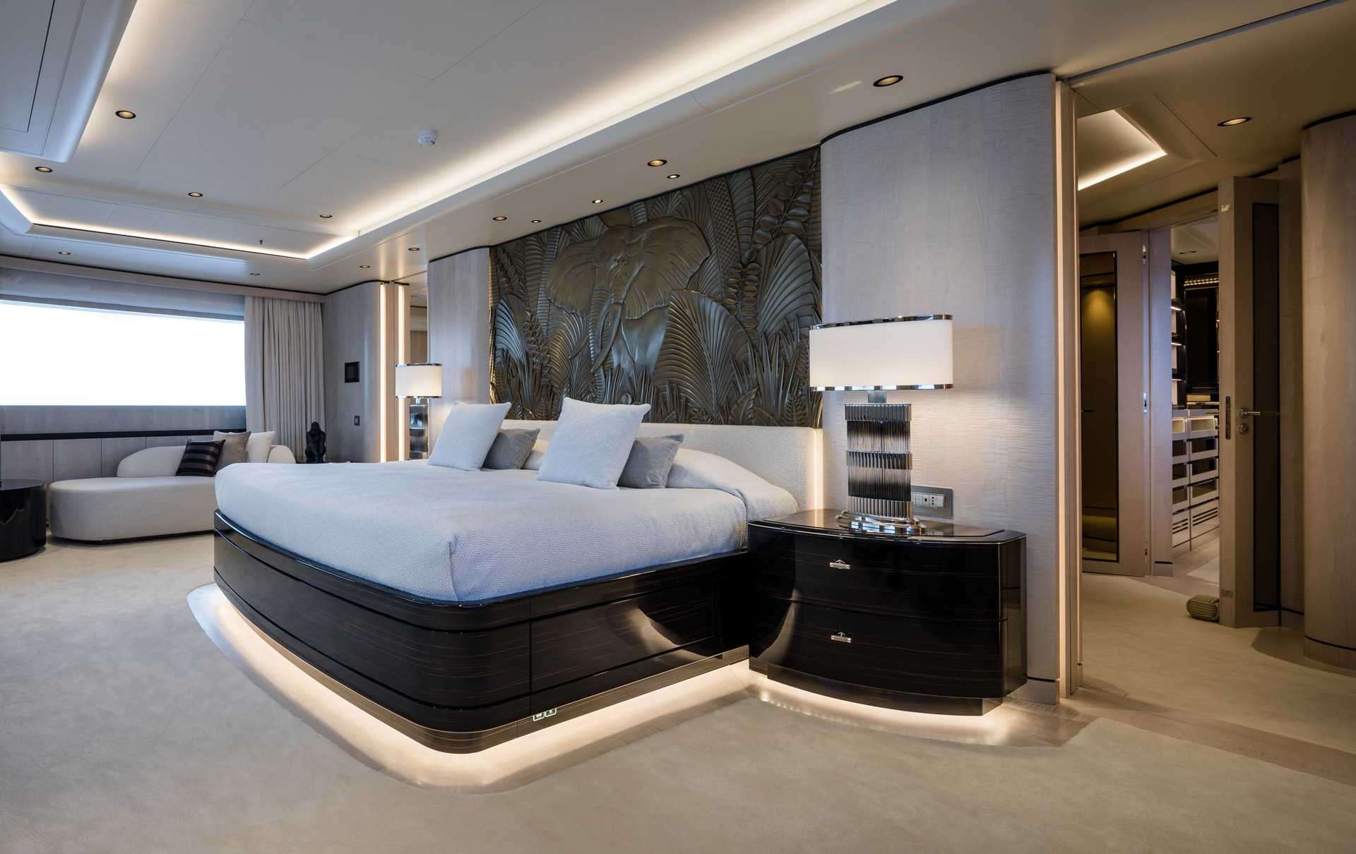 Master suite - Photo © Jeff Brown Photography.jpg