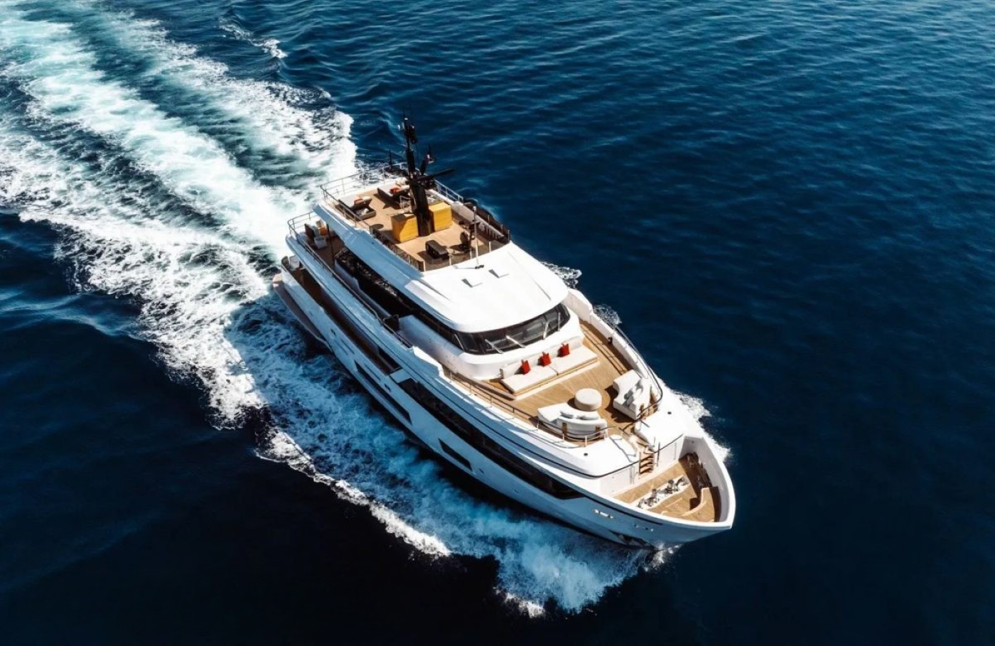 Motor Yacht AT ONE.jpg