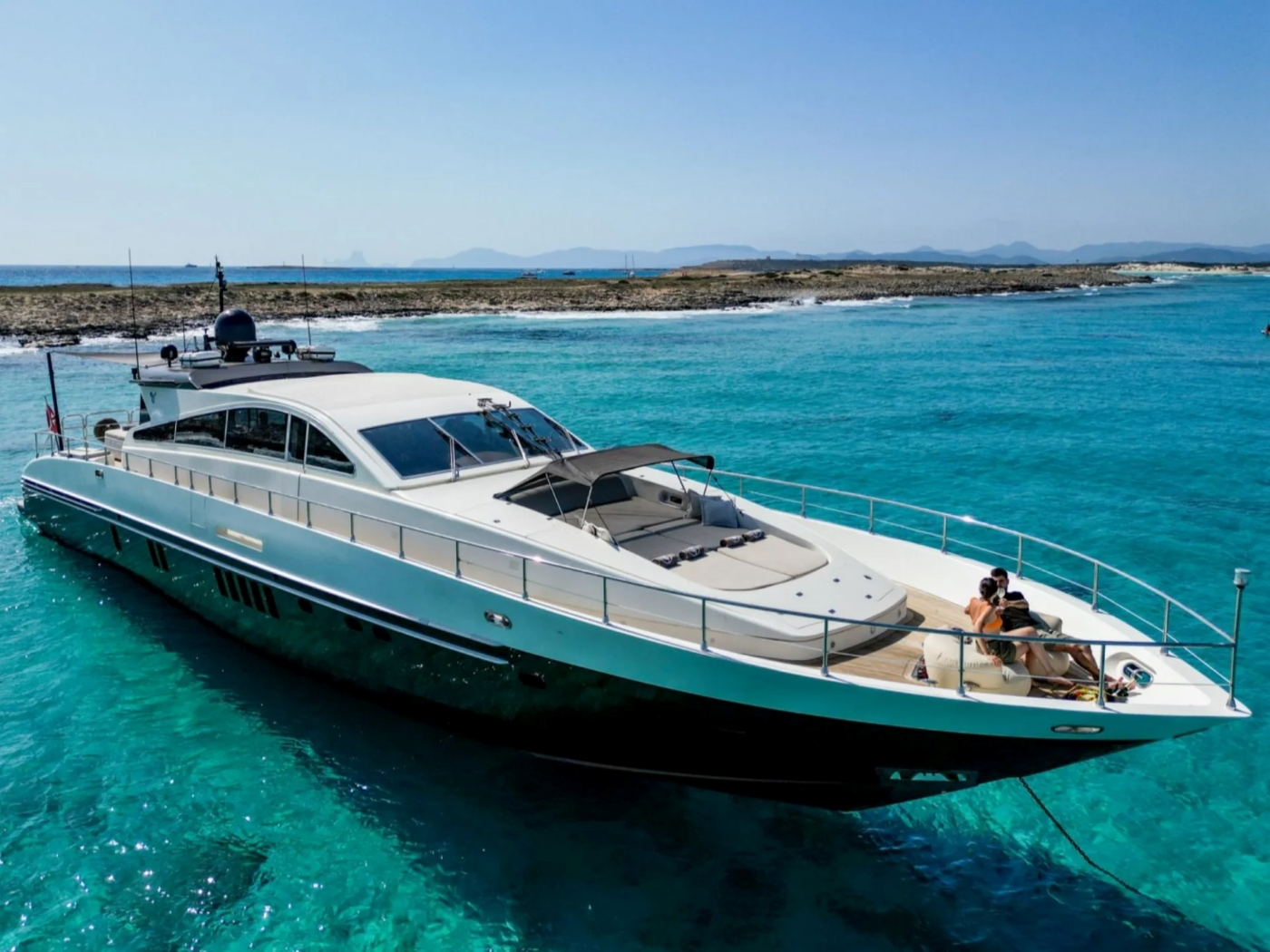 Motor Yacht AYA ONE.jpg