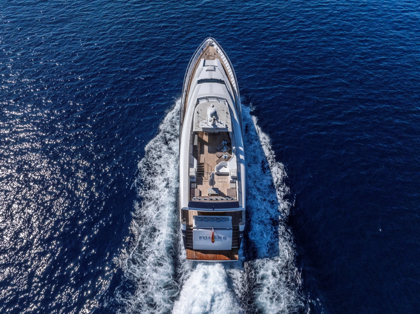 Motor Yacht FONERS.jpg