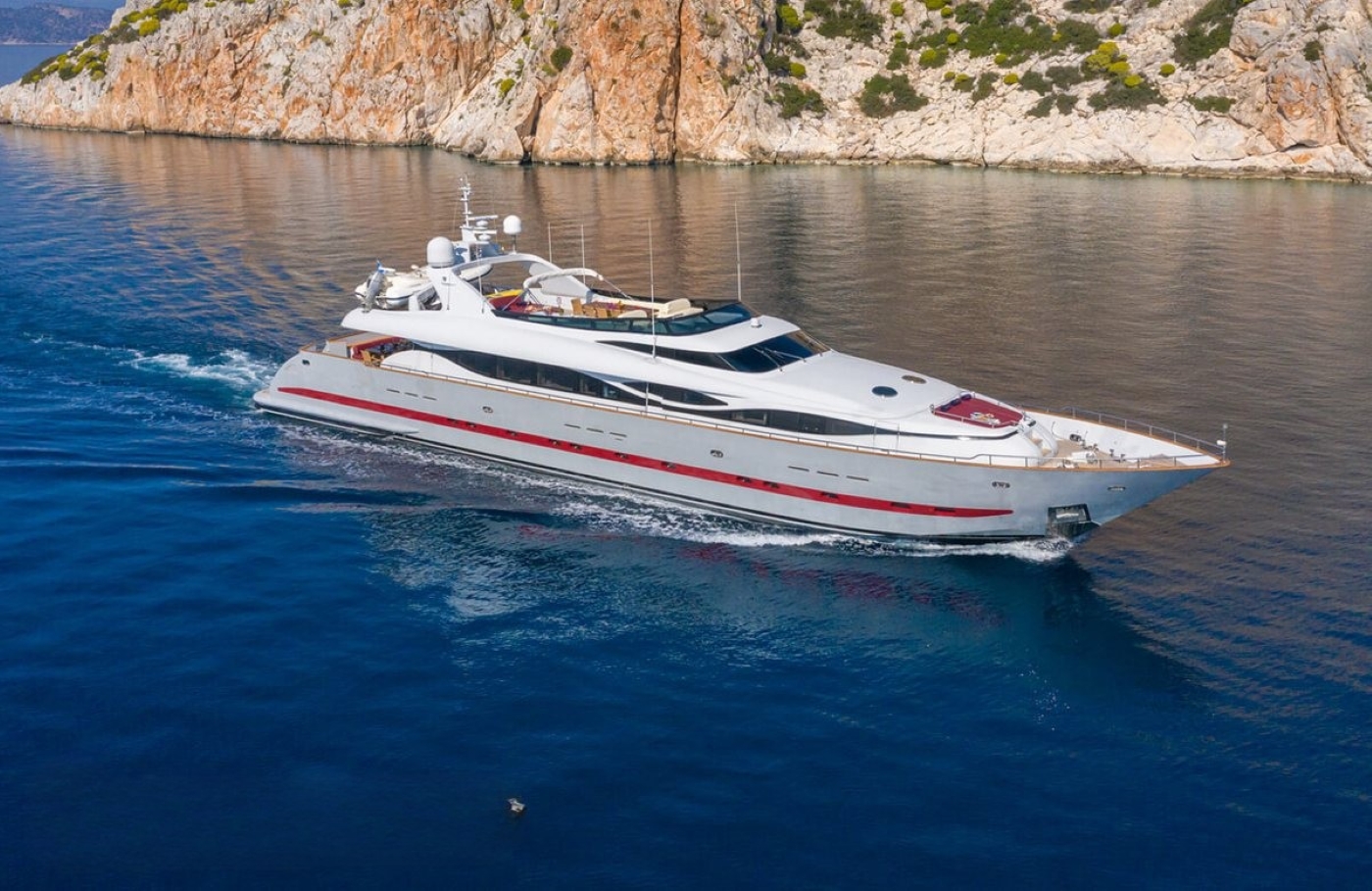 Motor Yacht GLAROS.jpg