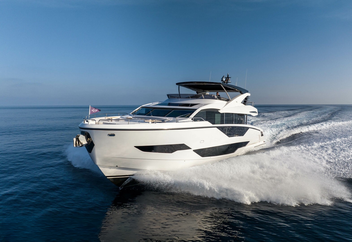 Motor Yacht GLASAX.jpg