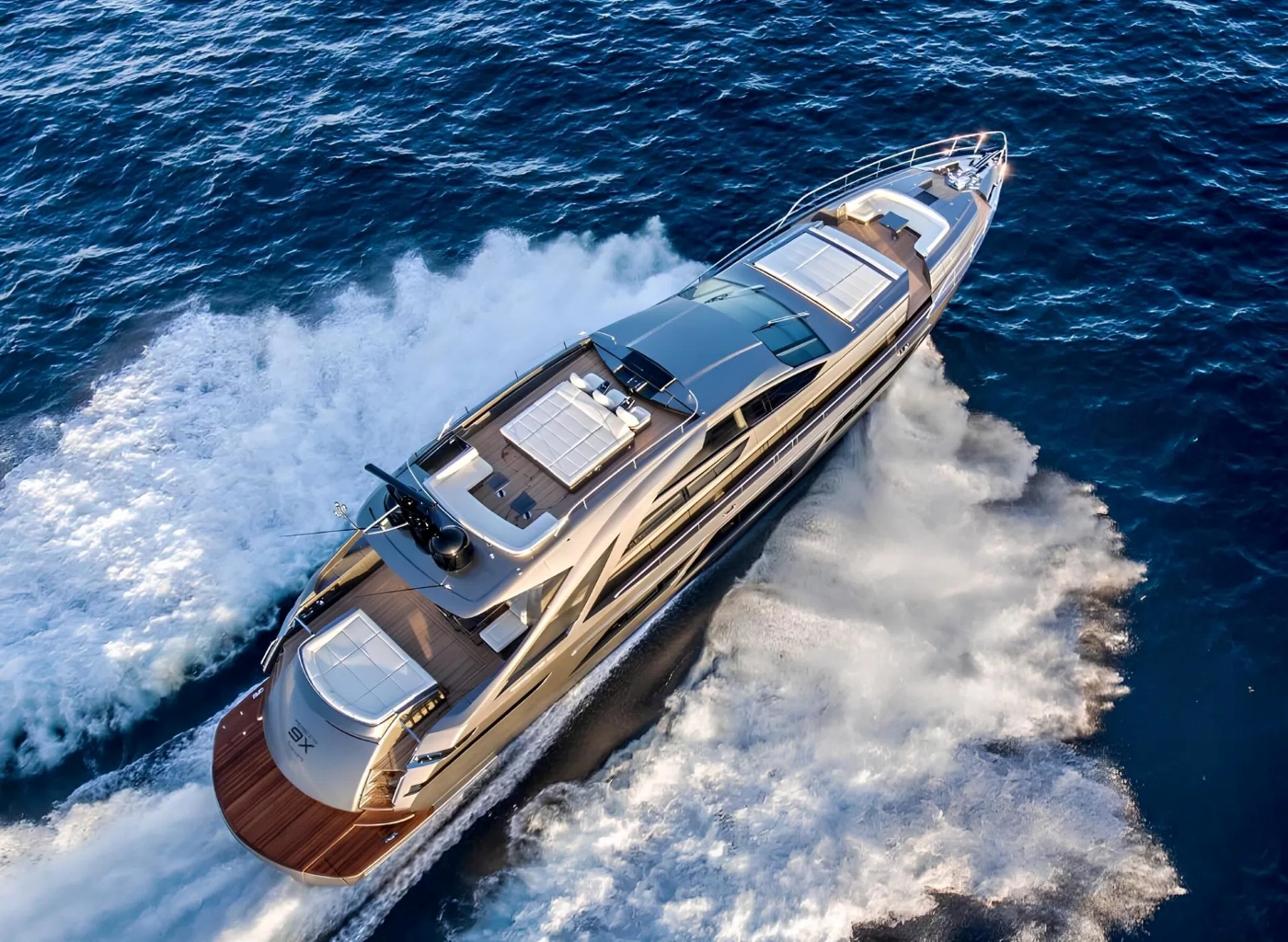 Motor Yacht JUST 4.jpg