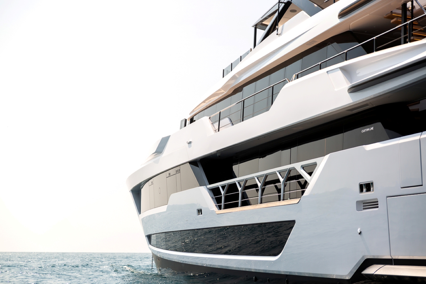 Motor Yacht LADY DIA.jpg
