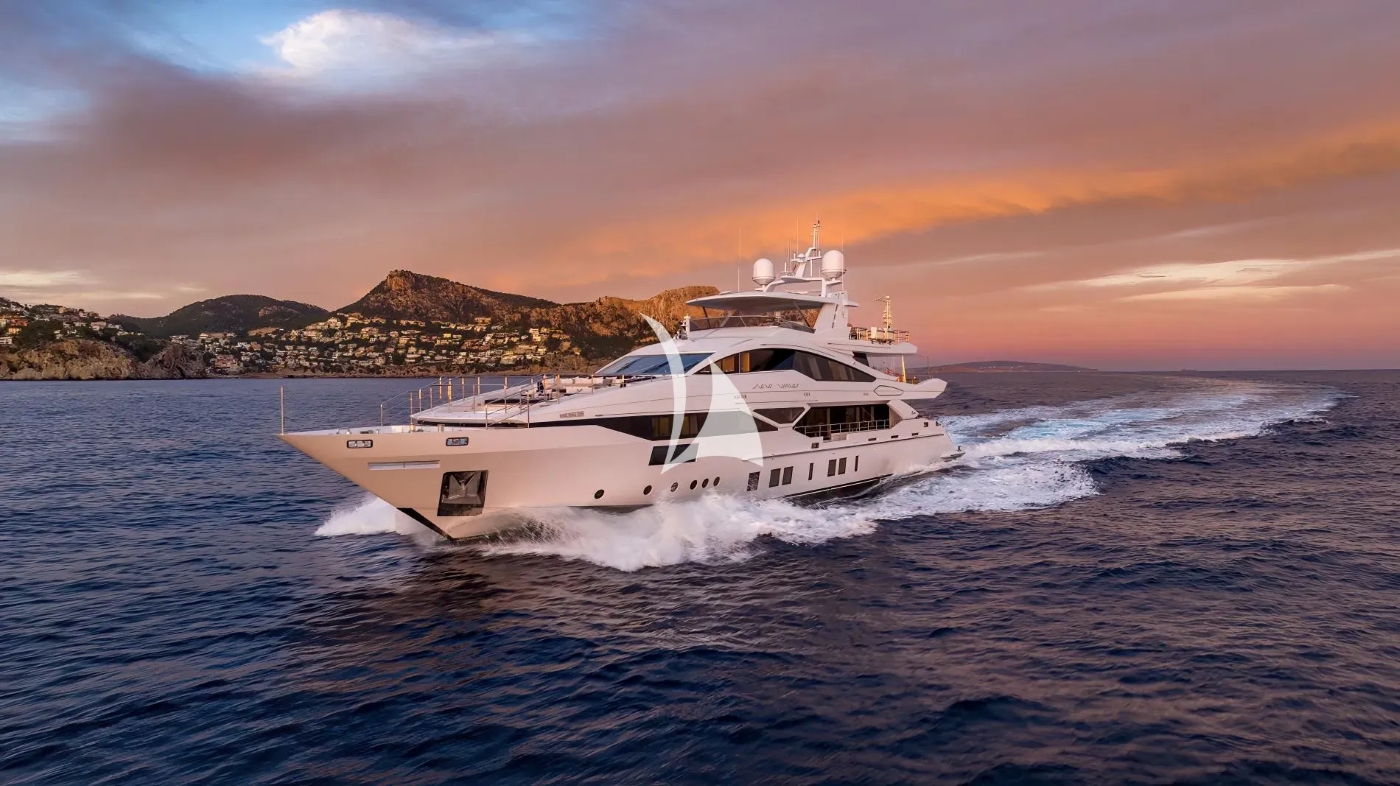 Motor Yacht NEW WAVES.jpg
