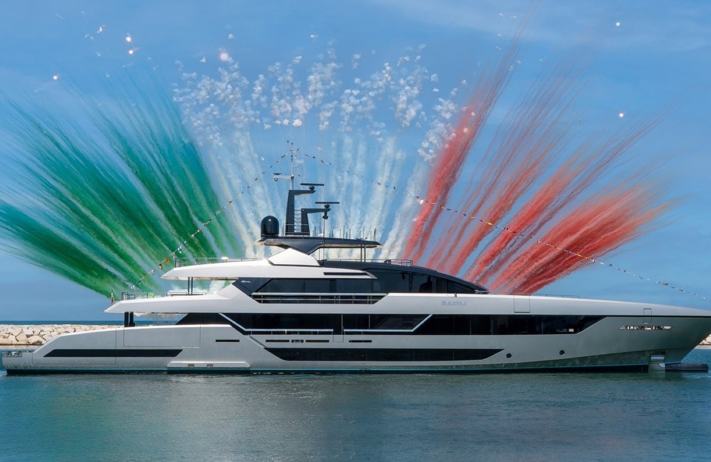 Motor Yacht SAIRU.jpg