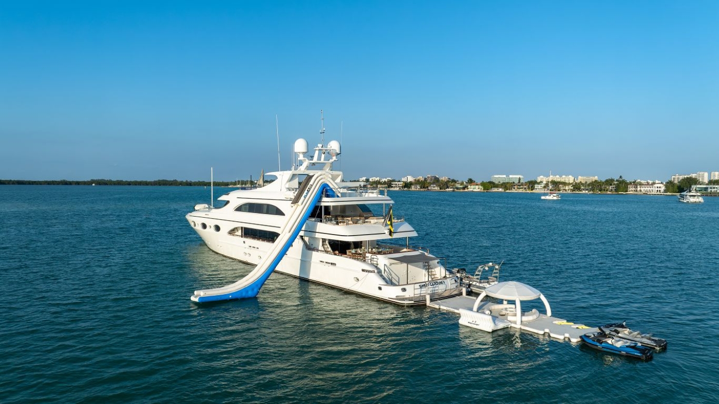 Motor Yacht SWEET CAROLINE II.jpg
