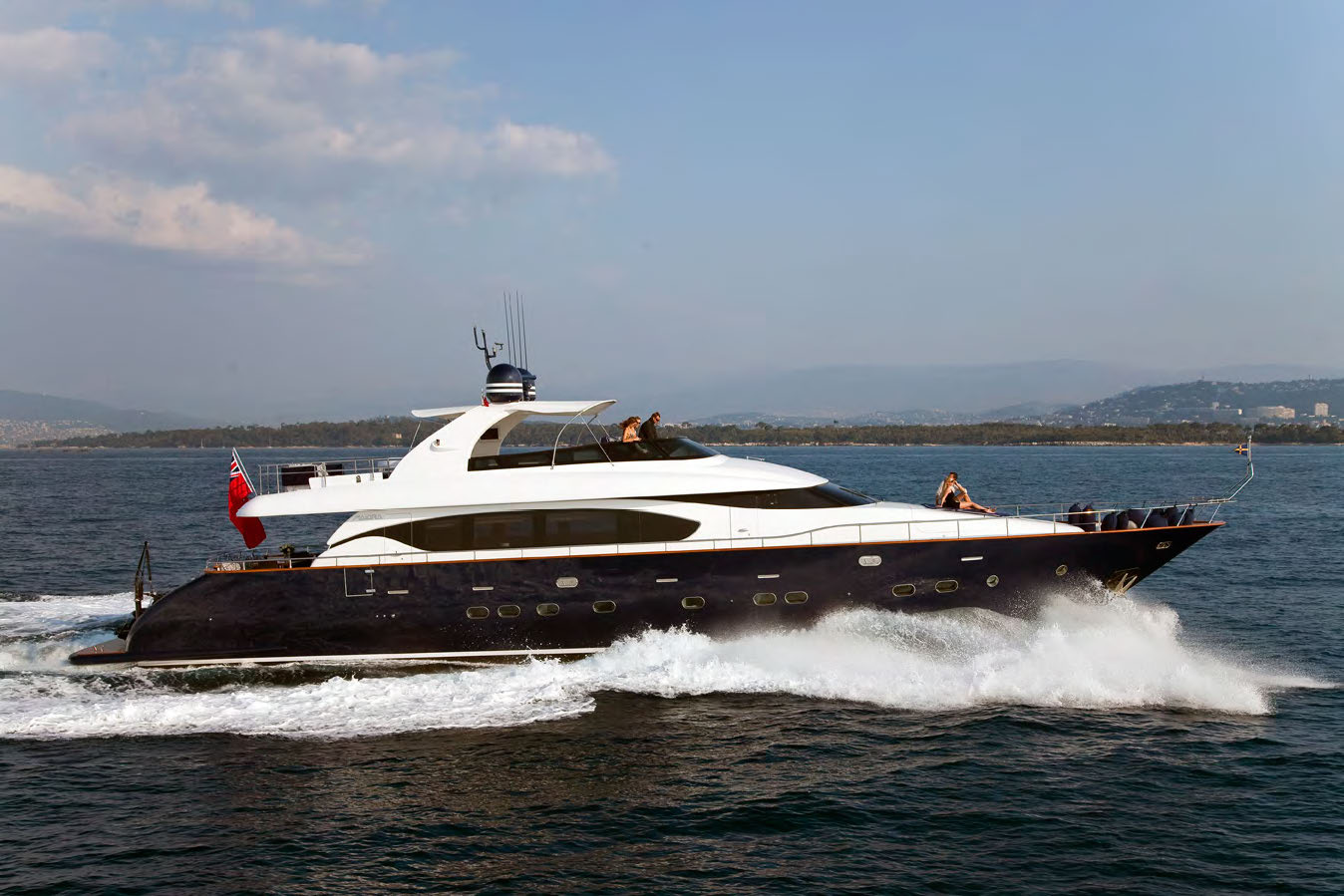 Motor yacht ASHA - Main.jpg