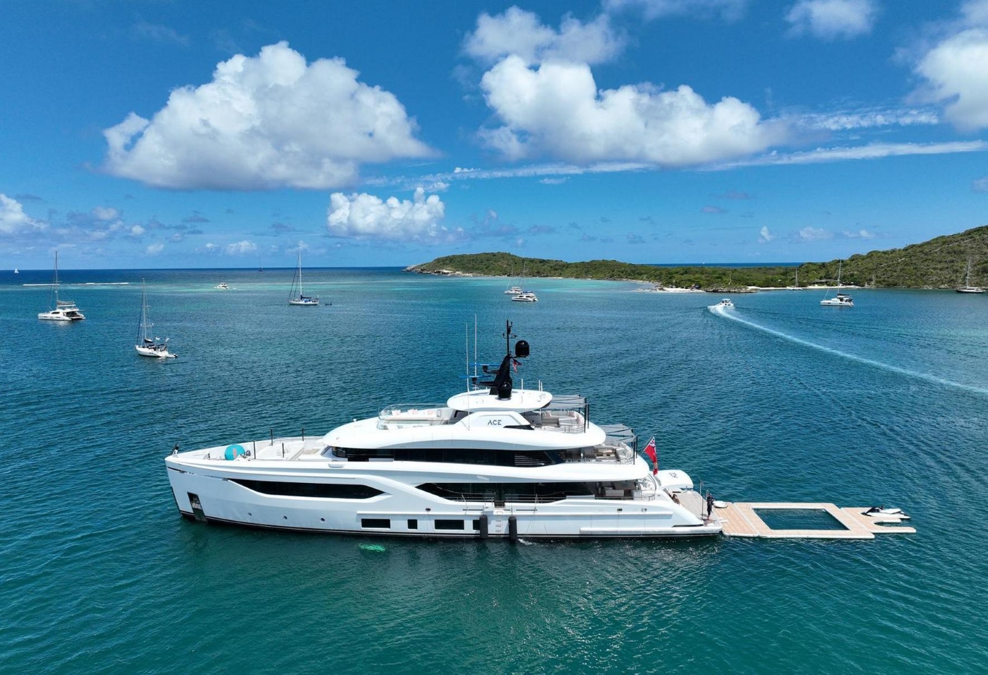 Motor yacht Ace.jpg