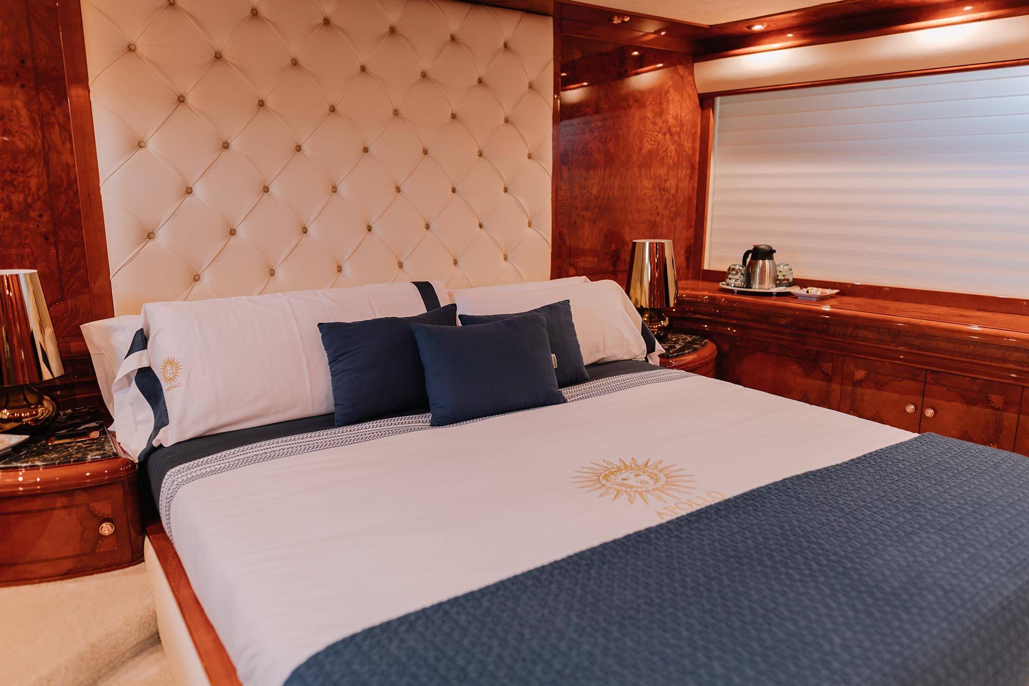 Motor yacht Astondoa VIP cabin.jpg
