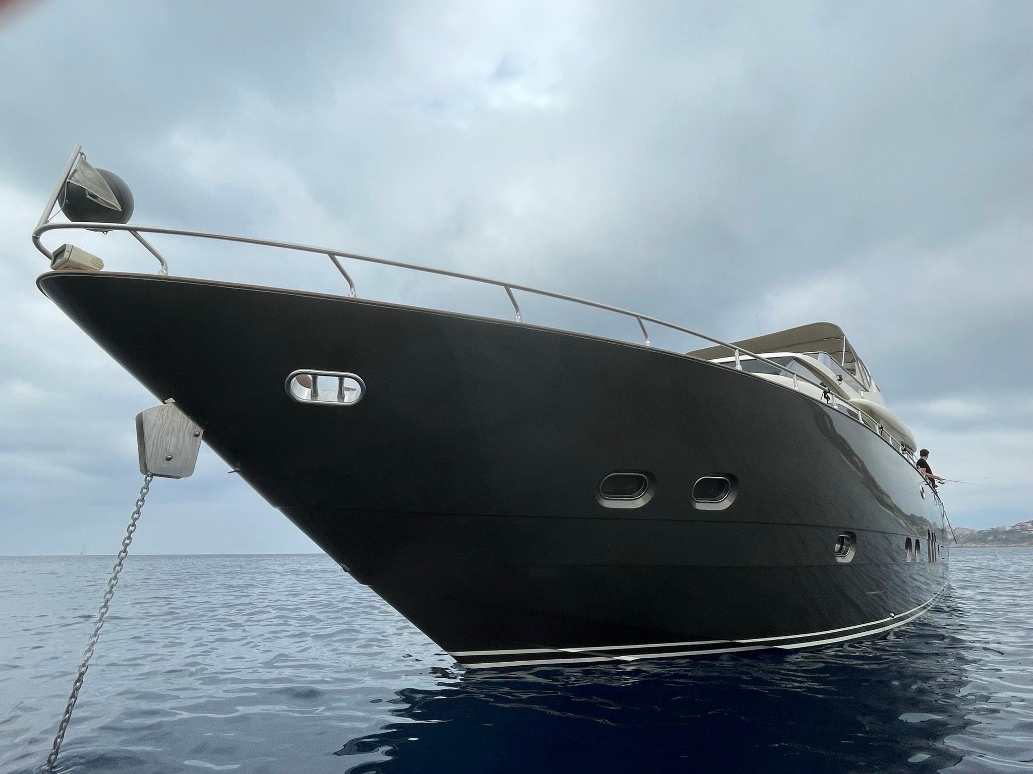 Motor yacht CELINE II.jpg