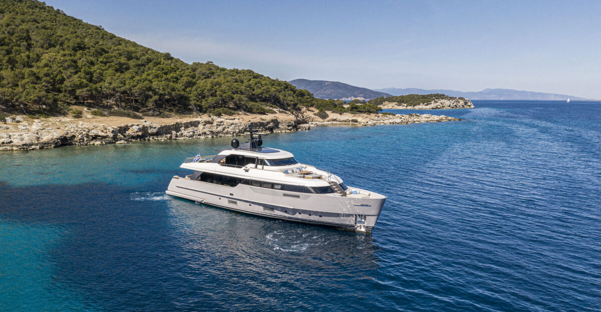 Motor yacht FATSA.jpg