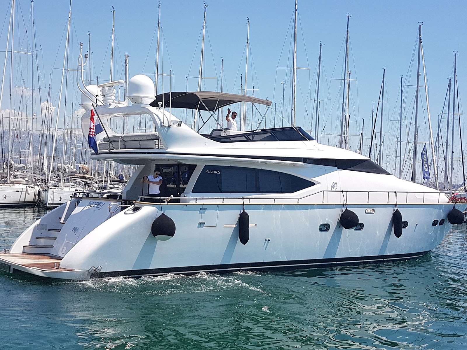 Motor yacht HOPE I.jpg