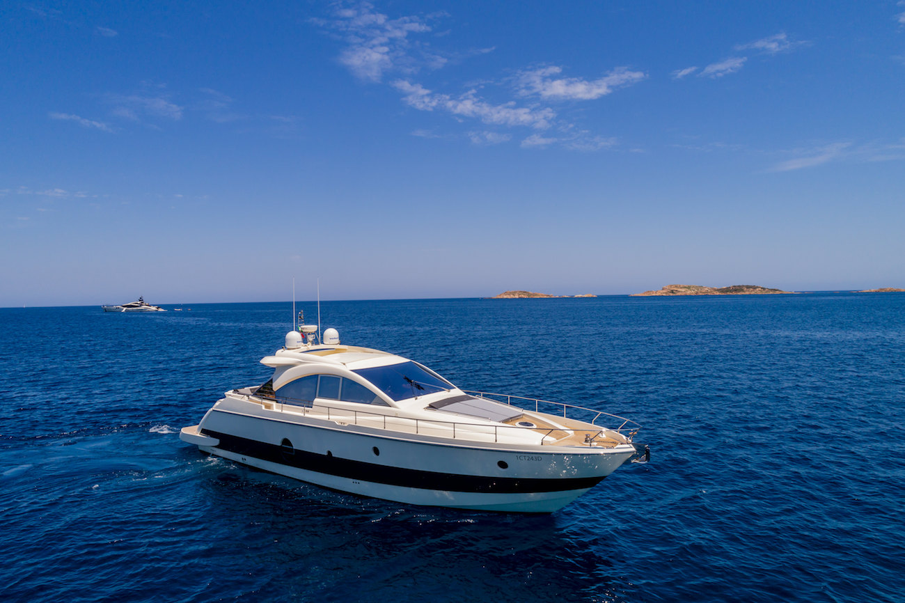 Motor yacht MINE.jpg