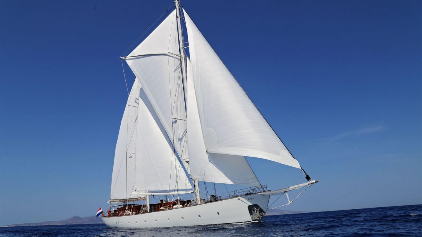 Motor yacht Rhea.jpg