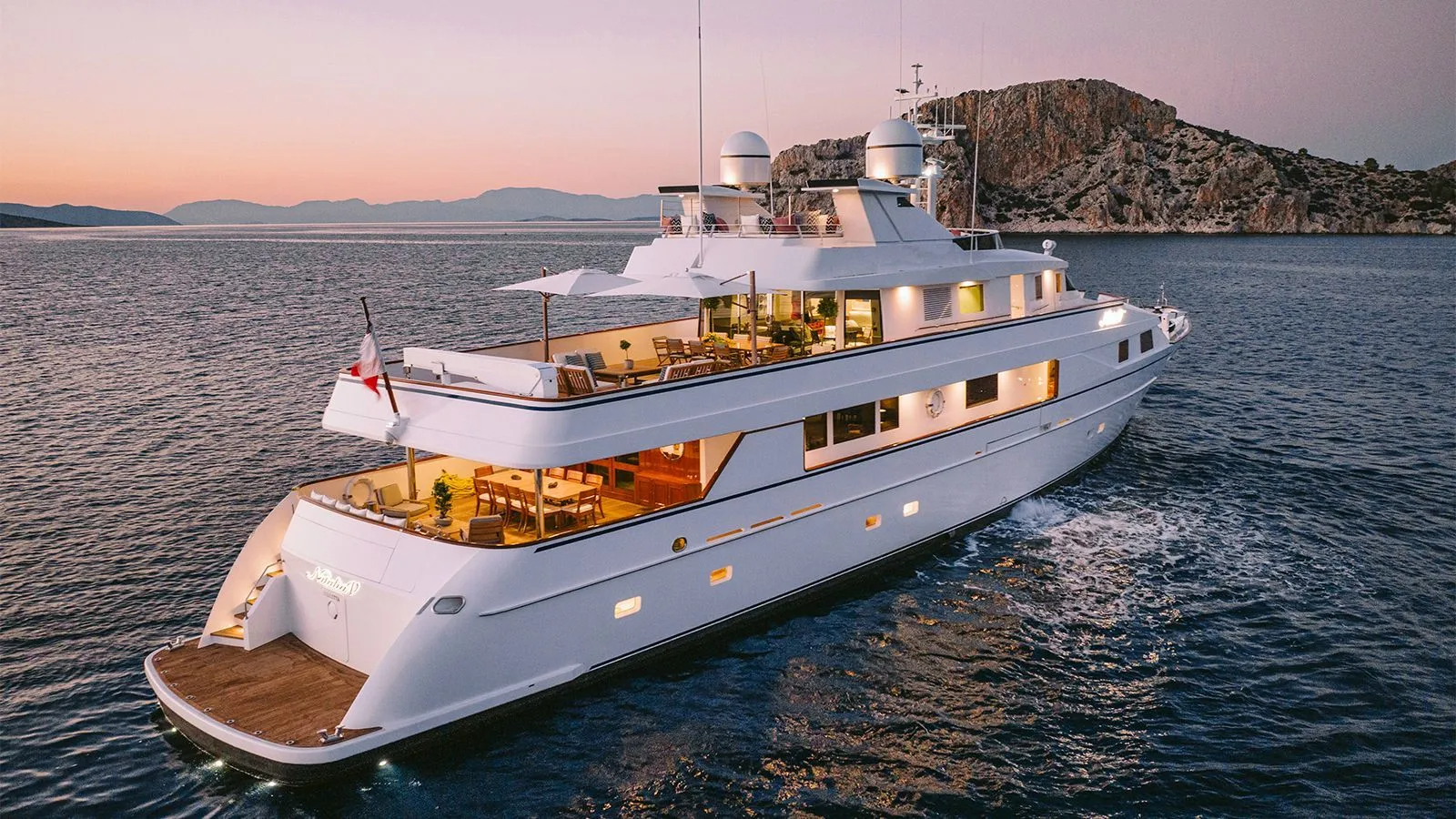 NATALIA V by night.jpg