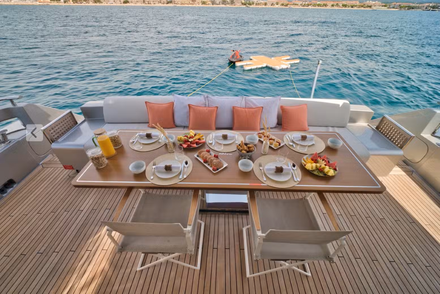 Opendeck Dining Area 01.jpg