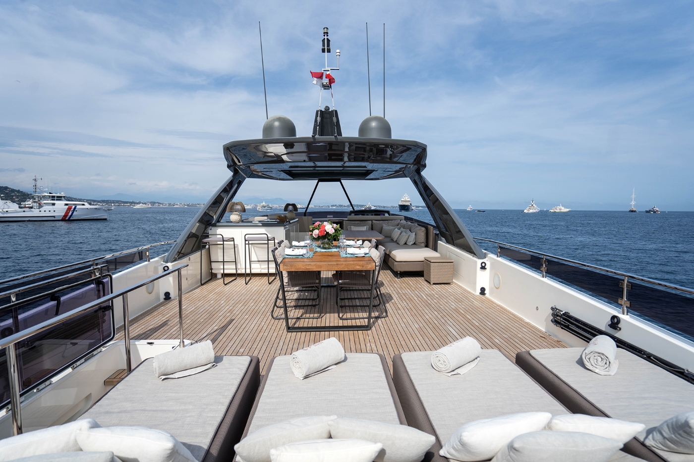 Opendeck Relaxation Area With Sea Views.jpg