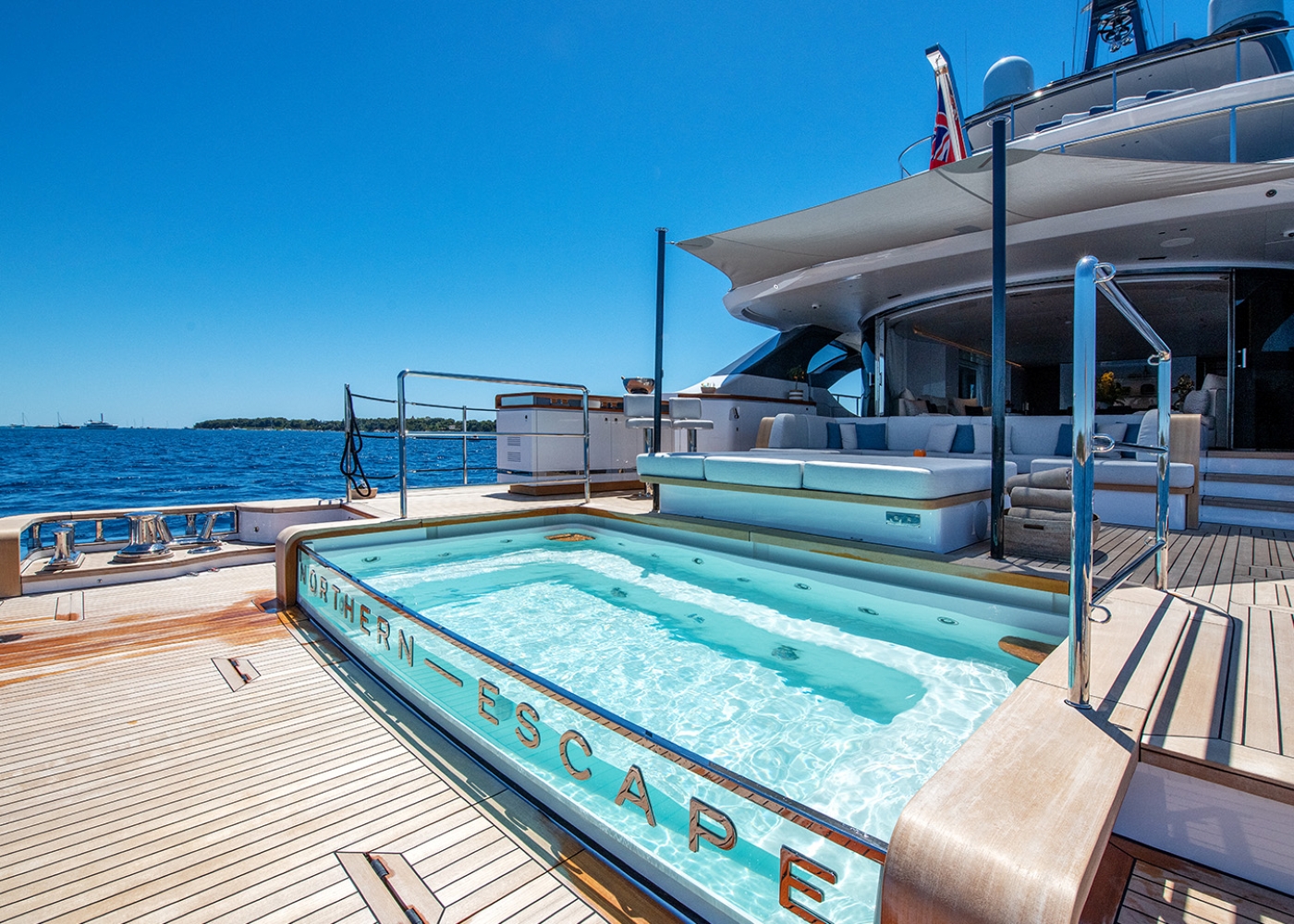 Opendeck With Swimming Pool Area 01.jpg
