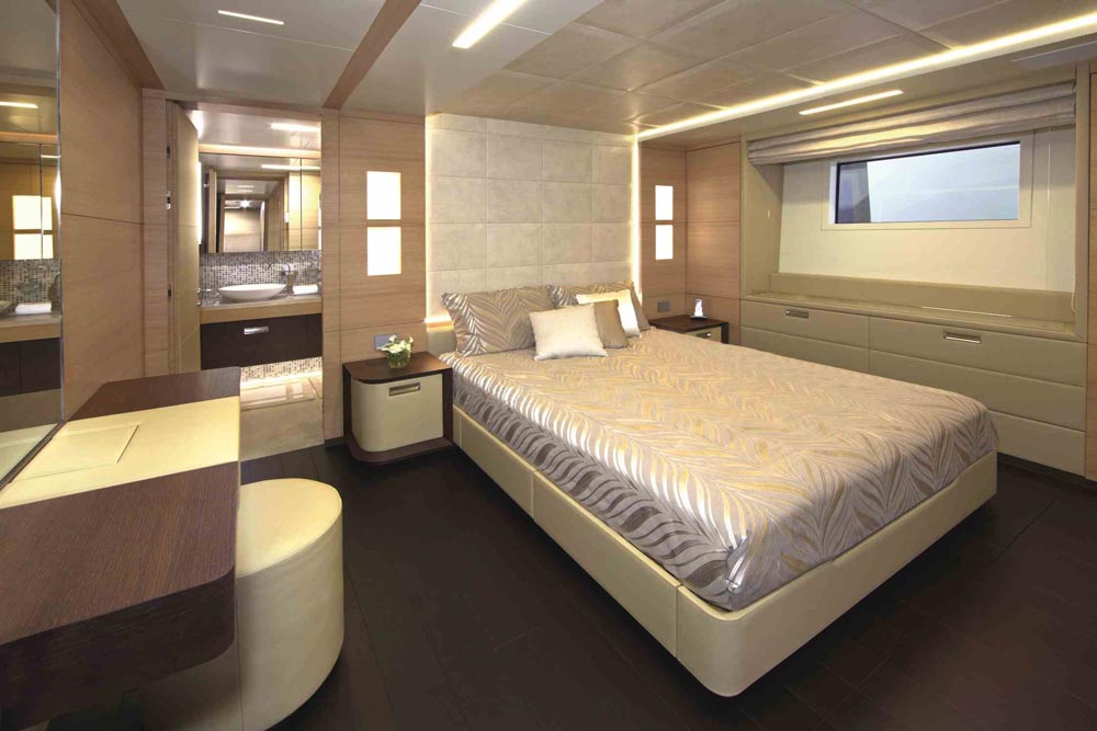 Petrus II VIP cabin.jpg