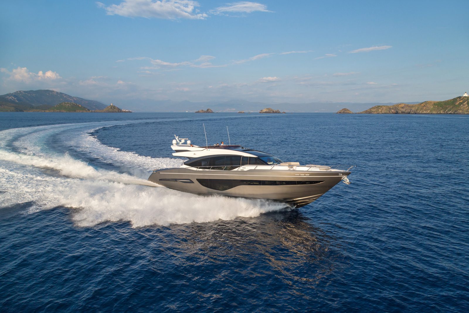 Princess S78 yacht.jpg