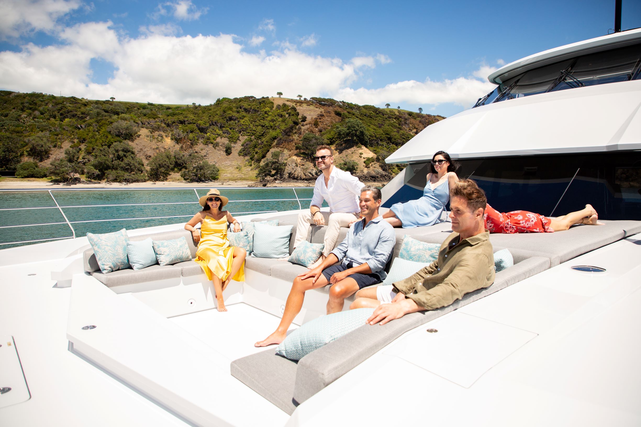 RUA MOANA Forward lounge.jpg