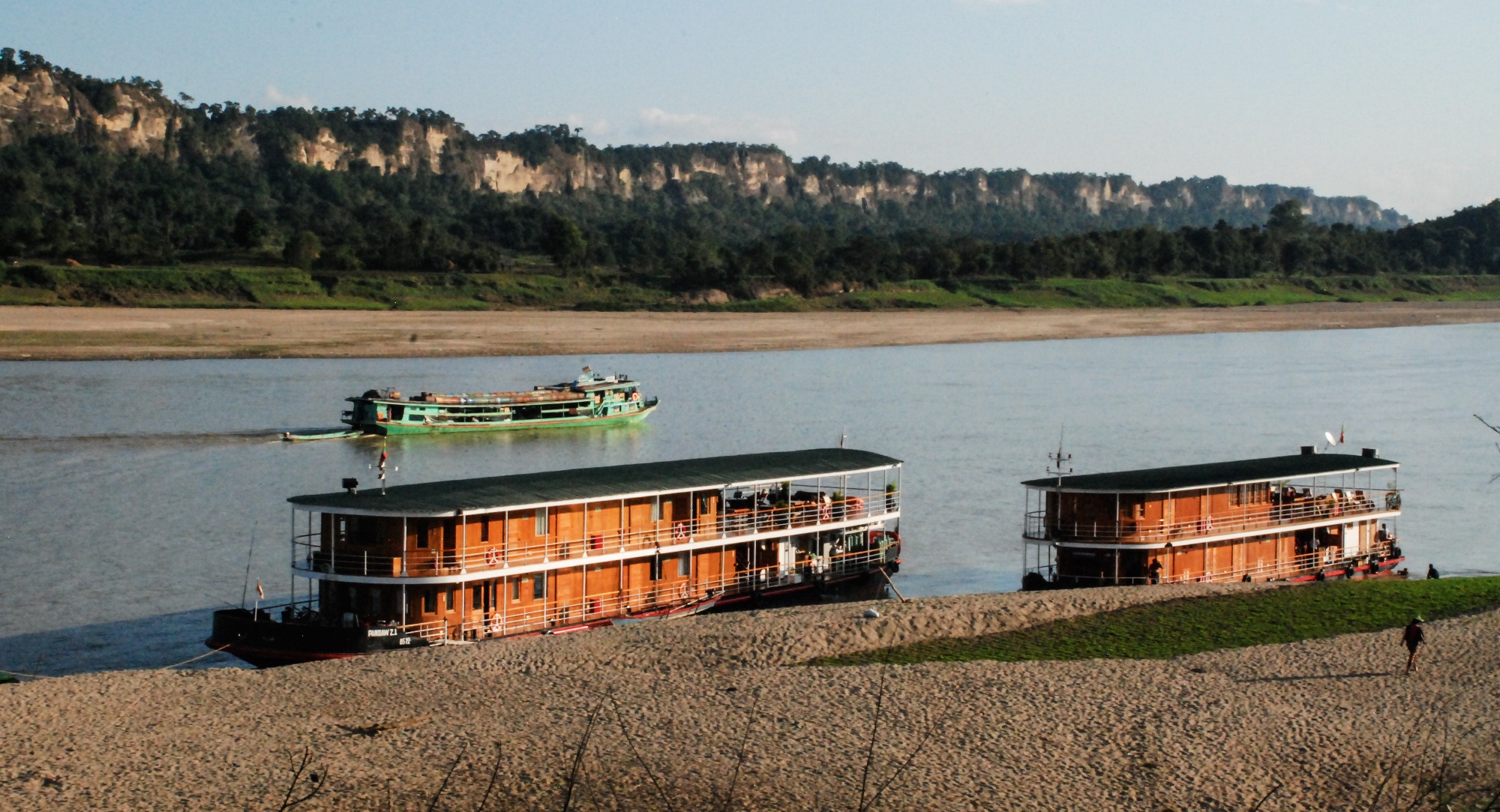 River yachts moored.jpg
