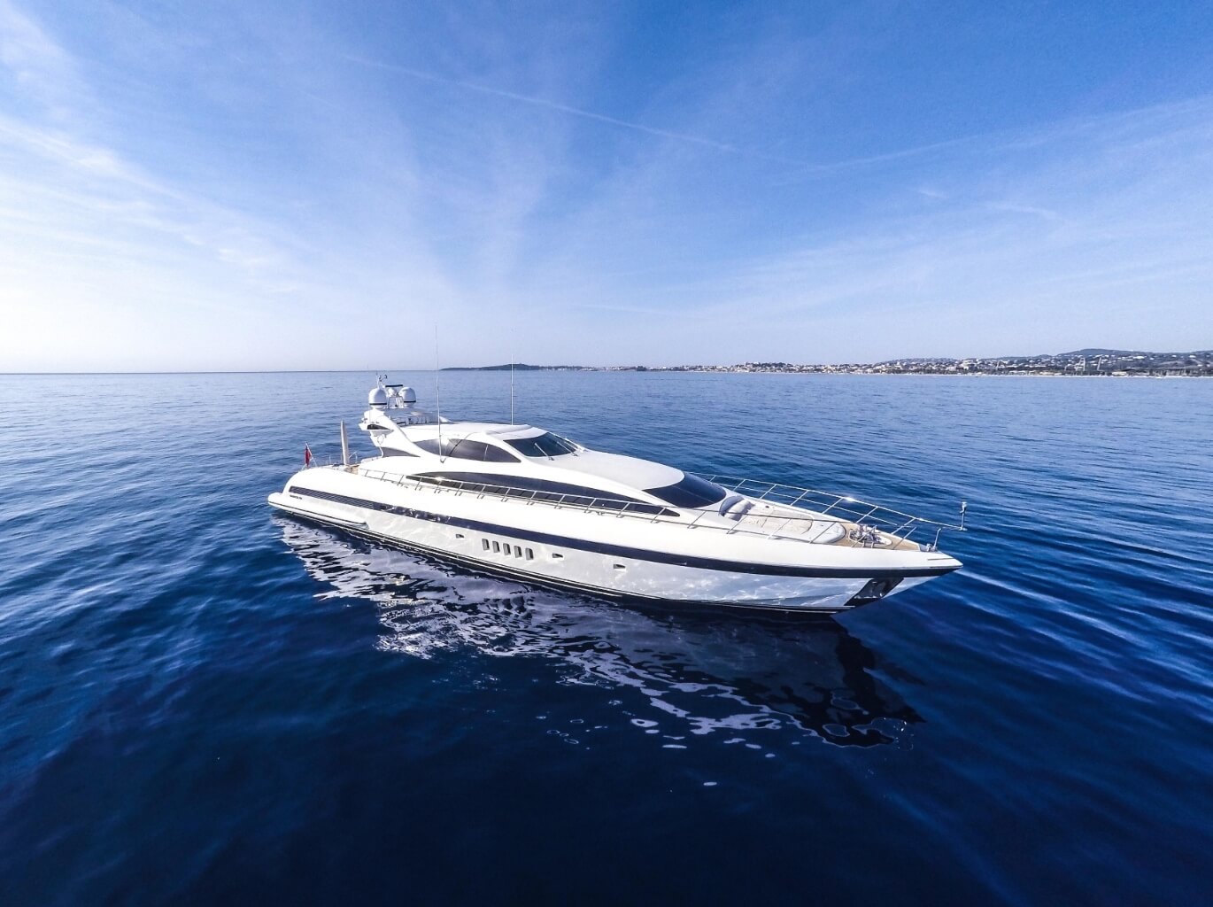 SERENADA yacht.jpg