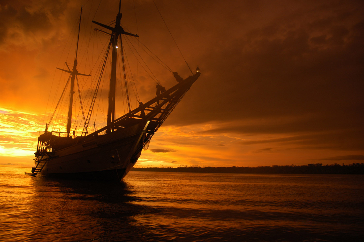 SILOLONA in Bali.jpg