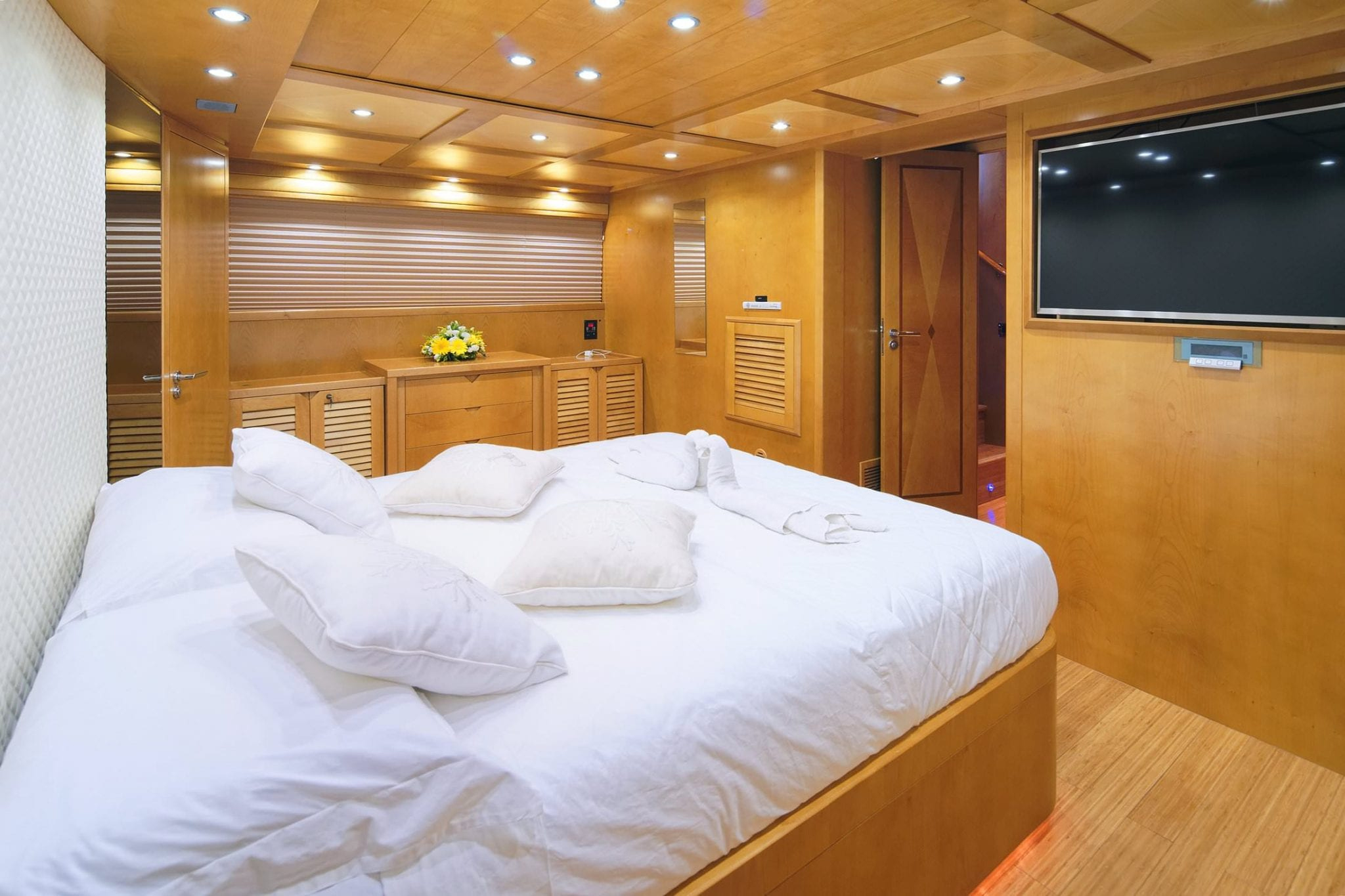 SILVIA Interior - Master cabin 1.jpg
