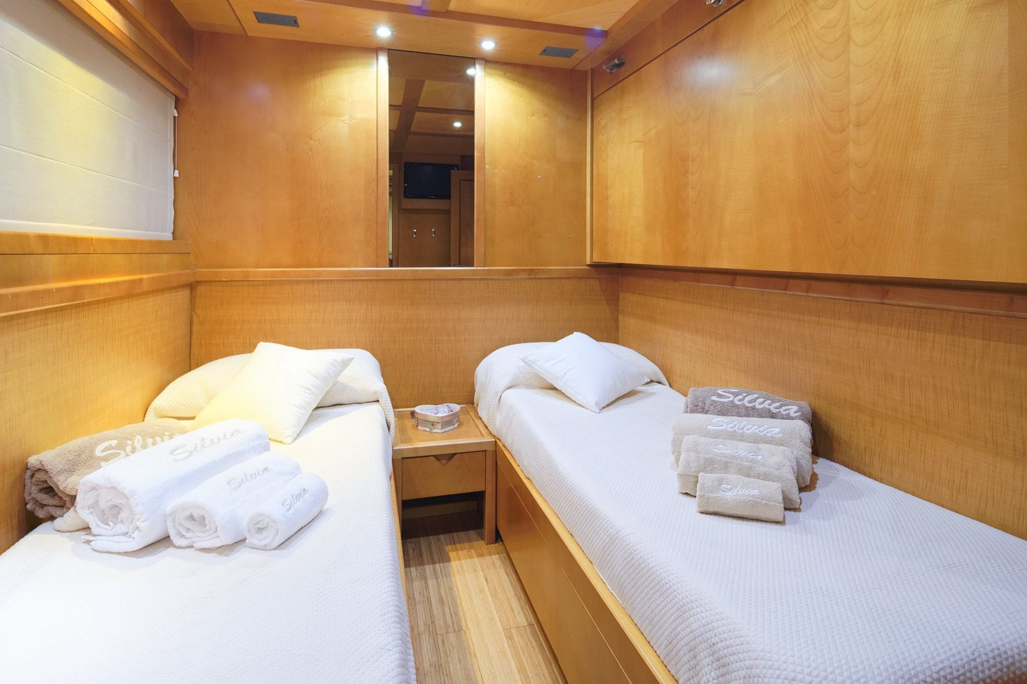 SILVIA Interior - Twin cabin 1.jpg