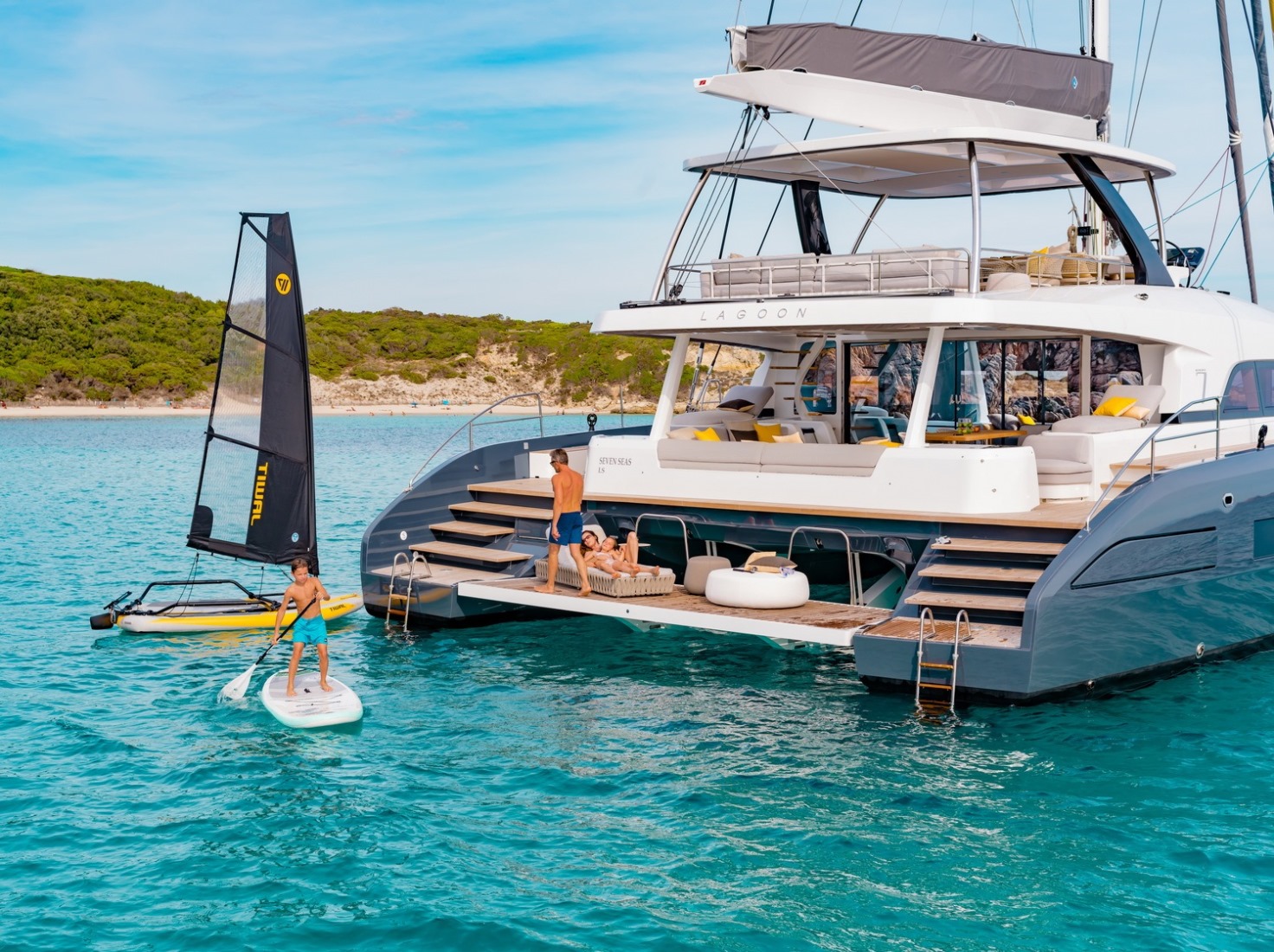 Sailing catamaran JOY by Lagoon - Teak beach and water toys.jpg