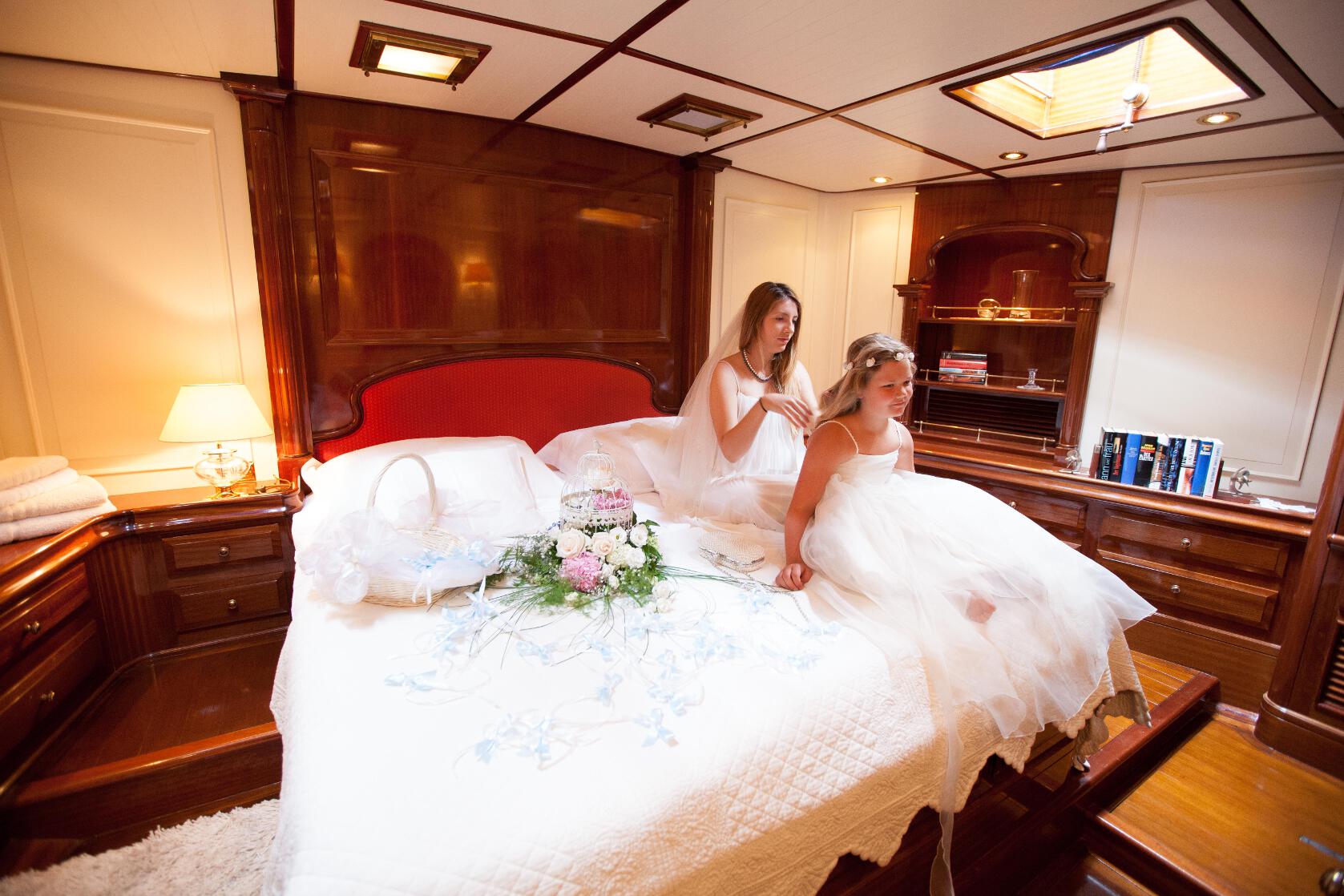 SailingYacht-MasterCabinIMG_9865.jpg