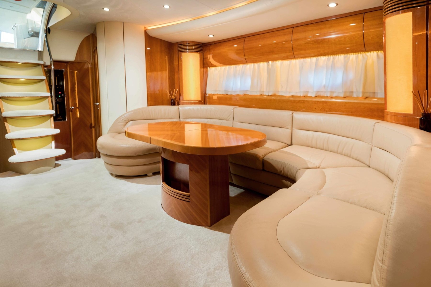 Salon with dining.jpg