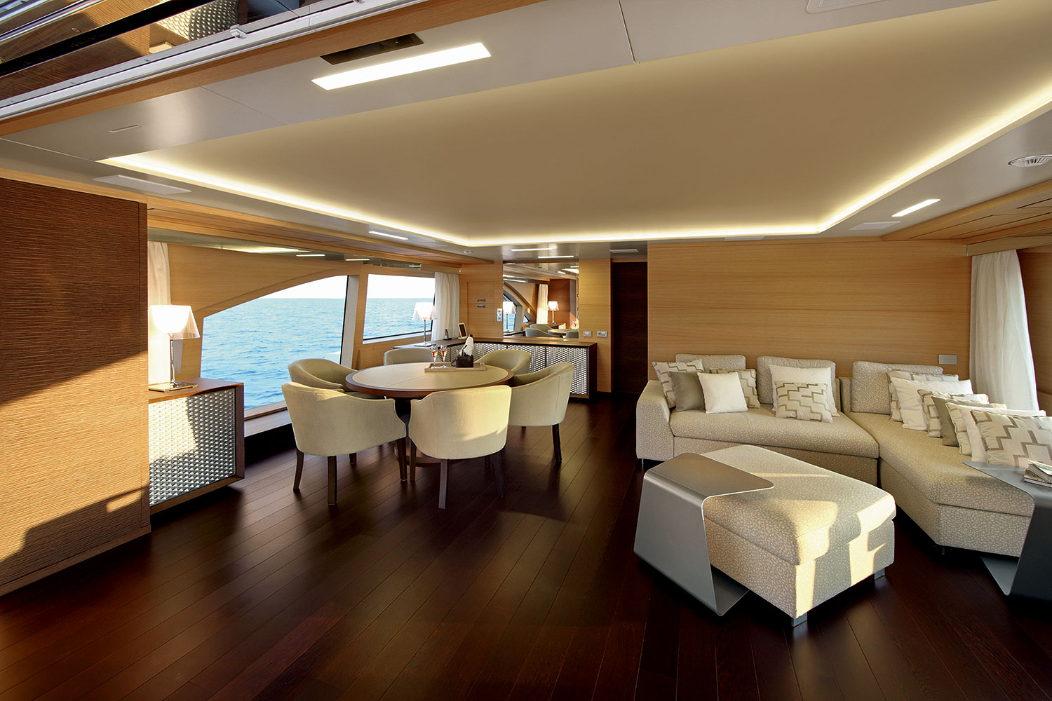 Sky lounge on BS 003.jpg