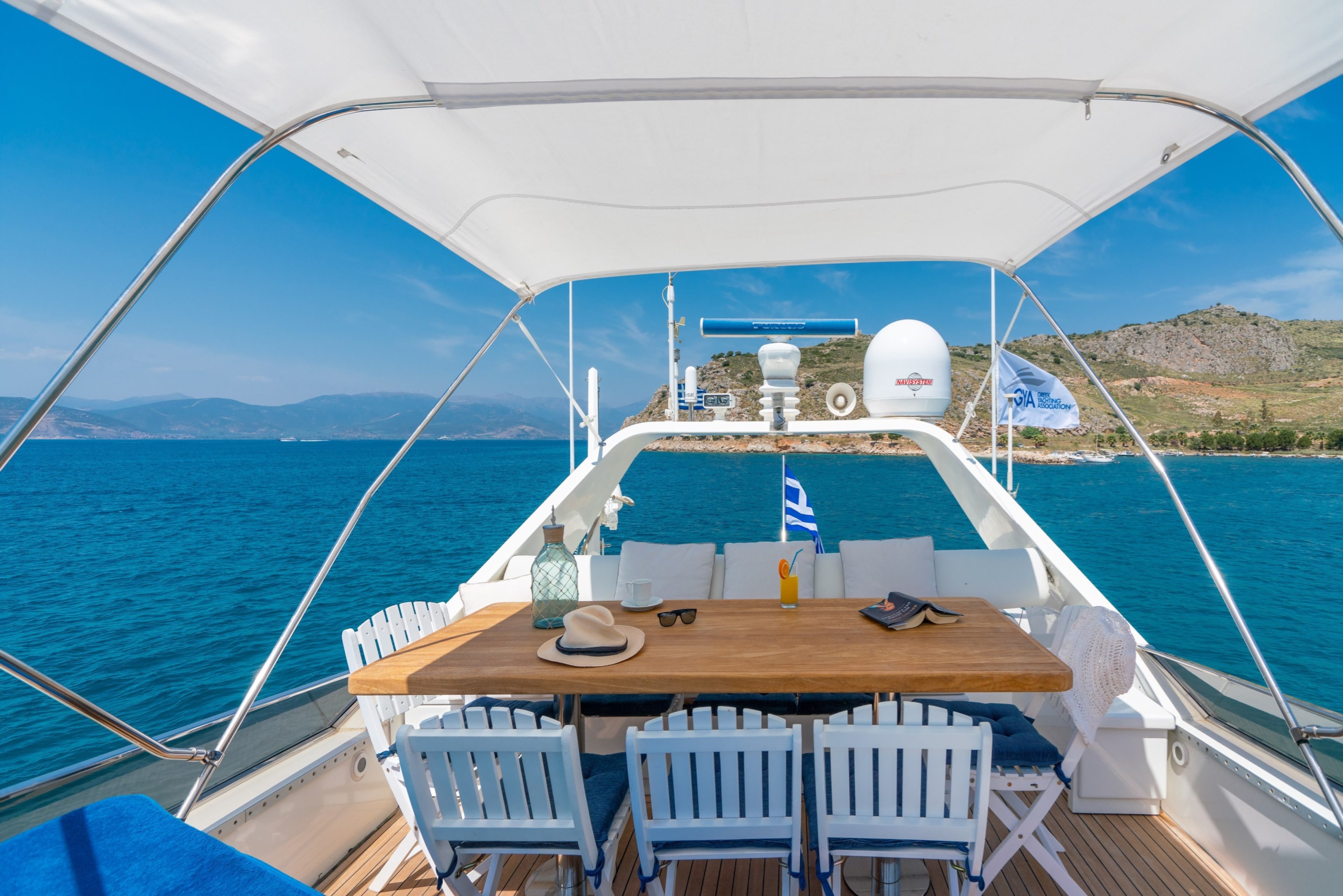 Sundeck table.jpg
